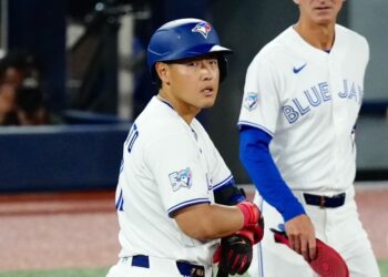 岡本和真單打震驚對手投捕搭檔