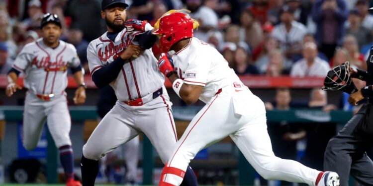 MLB／天使對勇士爆發激烈衝突 兩人遭驅逐引發媒體熱議