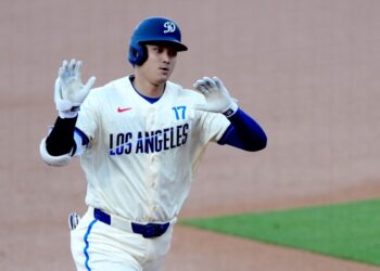 MLB／大谷翔平全壘打球被大學生接獲 送弟弟成珍貴回憶